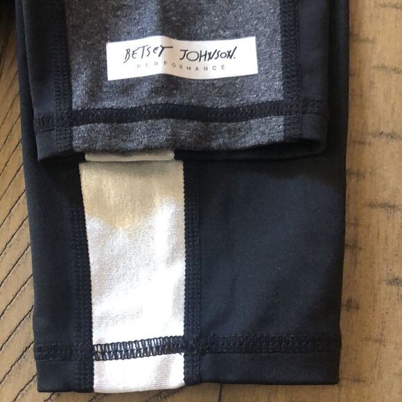 Betsy Johnson Performance Pants Color-block Neutrals Zip Compartment back waist. - Picture 4 of 17